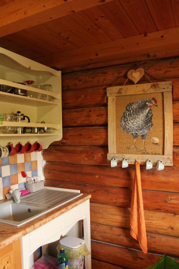 B&B Le Corone - Chalet Nel Bosco Cavalo Zewnętrze zdjęcie