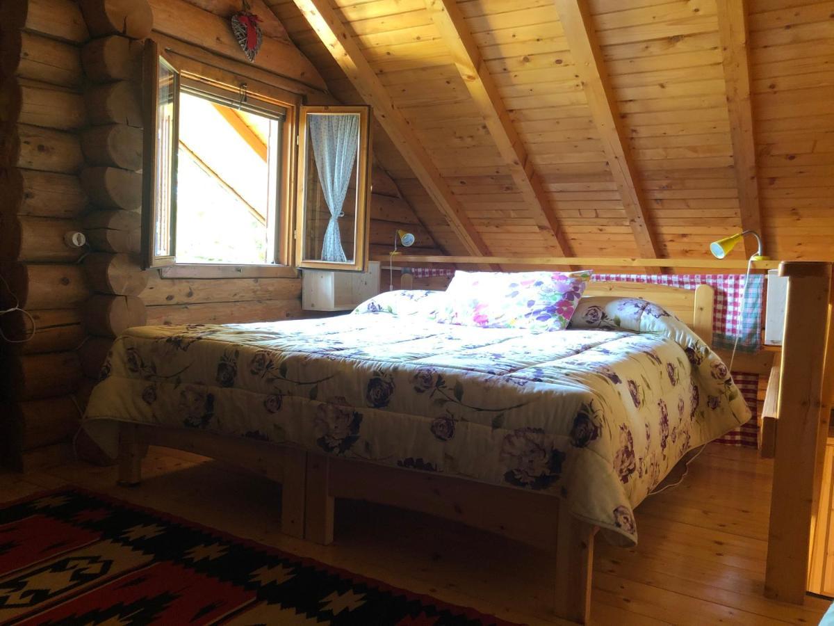 B&B Le Corone - Chalet Nel Bosco Cavalo Zewnętrze zdjęcie